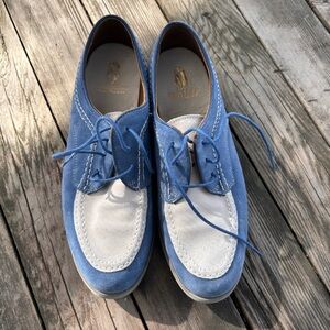 Vintage Hush Puppy two tone nubuck oxfords.